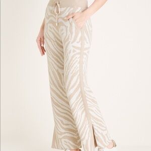 Chicos Tiger-Print Cotton-Cashmere Blend Jacquard Pants